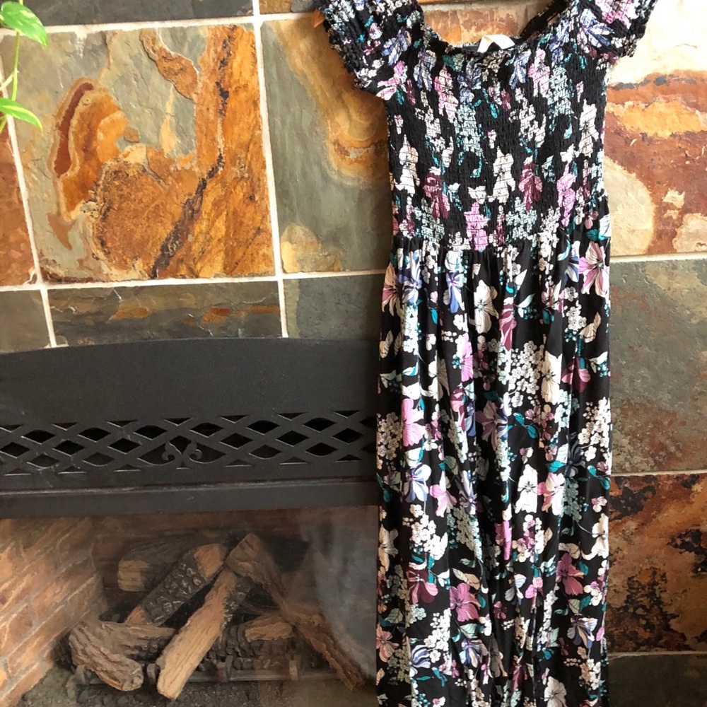Sz s blue notes shirred maxi dress
